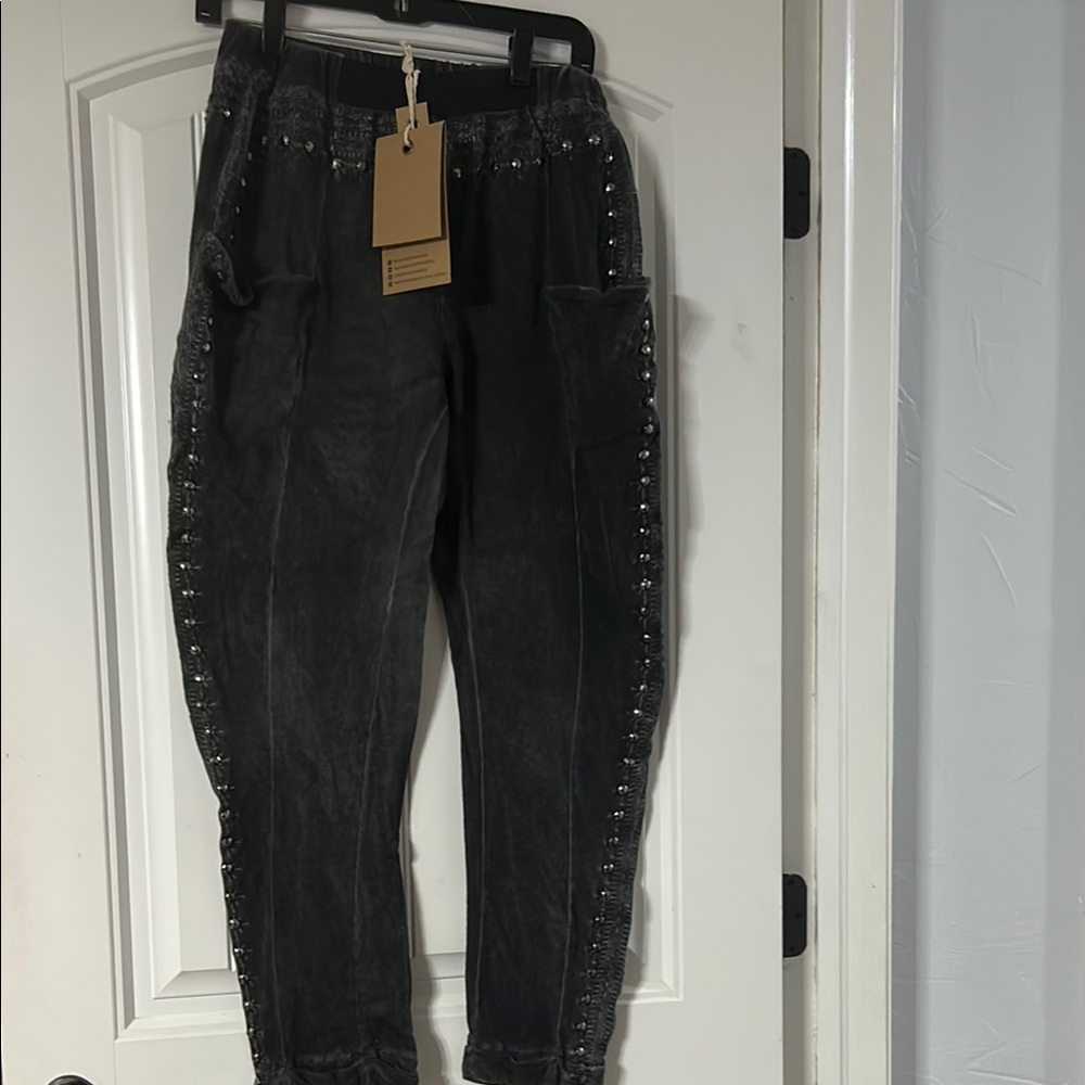 POL Black Ankle Cropped Jeans